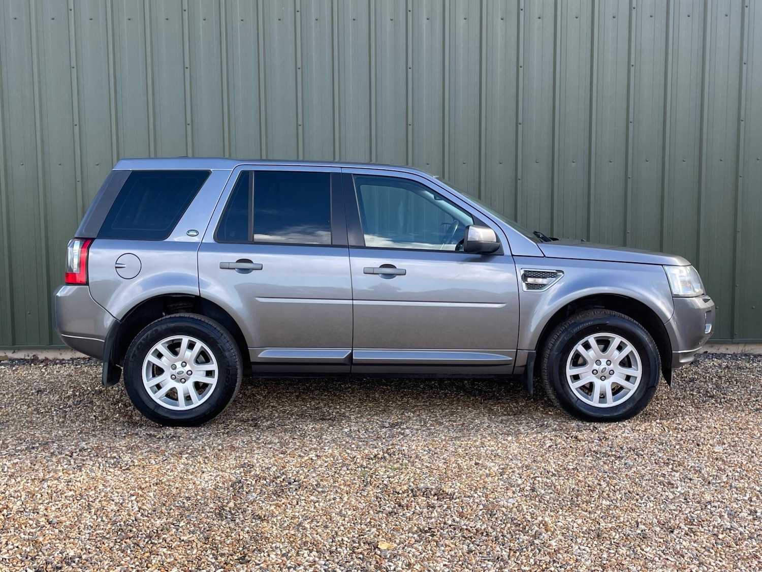 Used Land Rover Freelander 2011 for sale - 77376344: Photo 4