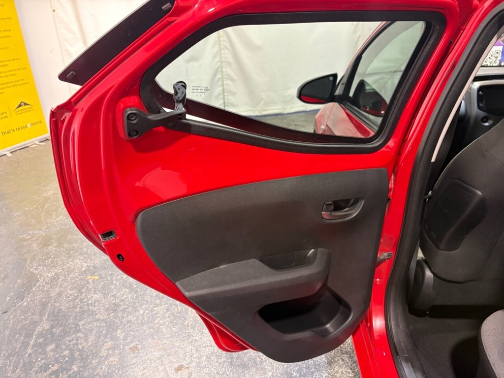 Used Toyota AYGO 2021 for sale - 77967507: Photo 31