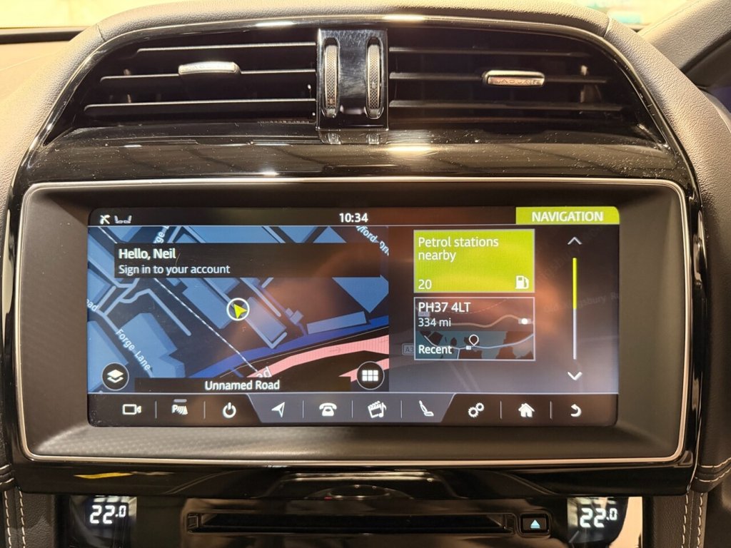 Used Jaguar F-Pace 2018 for sale - 78124177: Photo 5