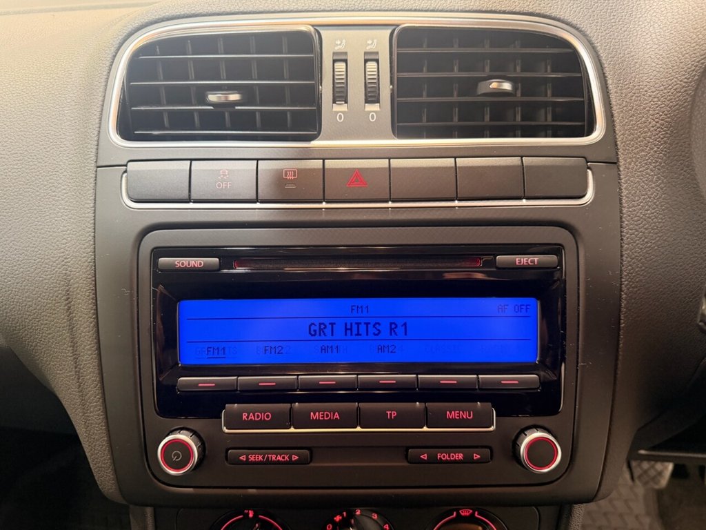 Used Volkswagen Polo 2011 for sale - 77919877: Photo 12