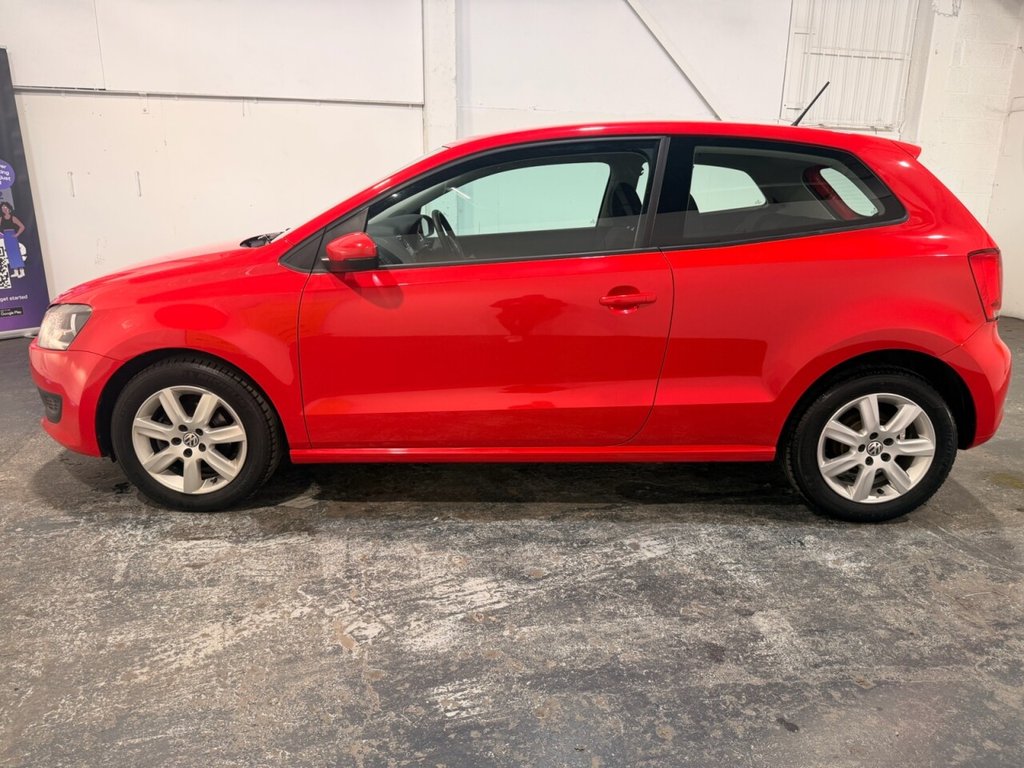 Used Volkswagen Polo 2011 for sale - 77919877: Photo 2