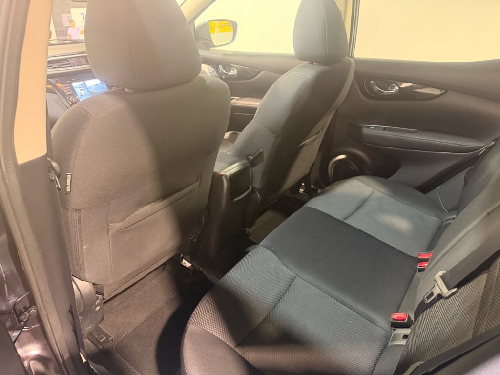 Used Nissan Qashqai 2017 for sale - 77288031: Photo 37