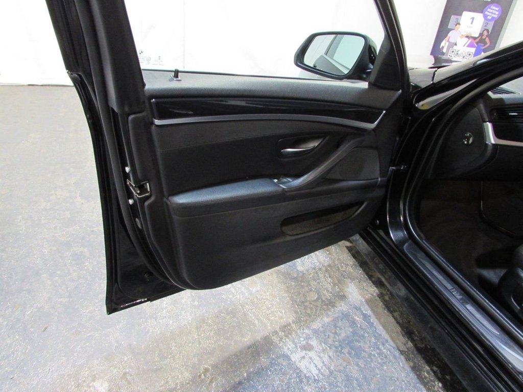 Used BMW 5 Series 2017 for sale - 77642399: Photo 28