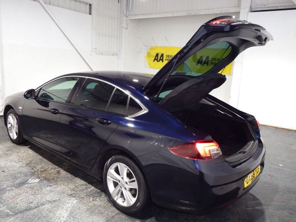 Used Vauxhall Insignia 2018 for sale - 76934579: Photo 21