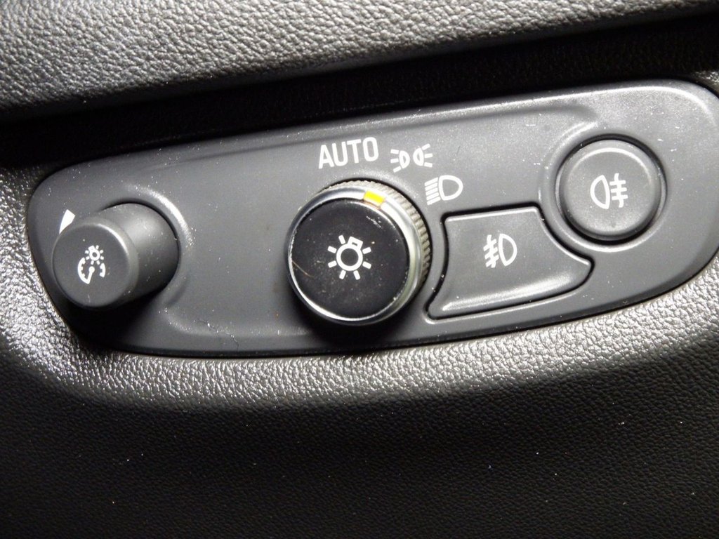 Used Vauxhall Insignia 2018 for sale - 76934579: Photo 42