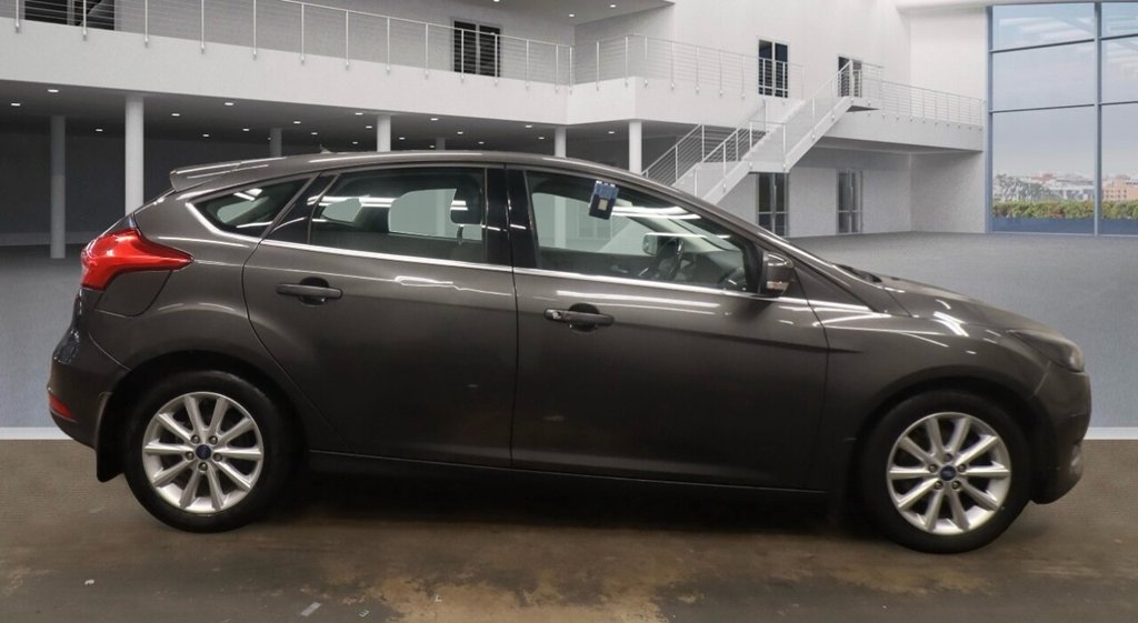 Used Ford Focus 2018 for sale - 76962521: Photo 2