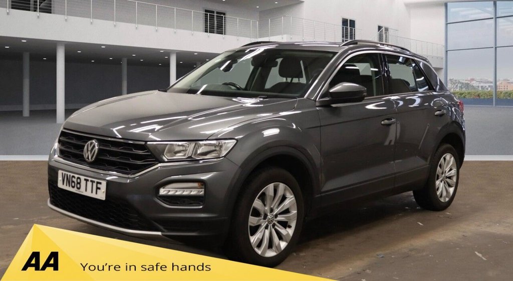 Used Volkswagen T-Roc 2018 for sale - 76356789: Photo 1