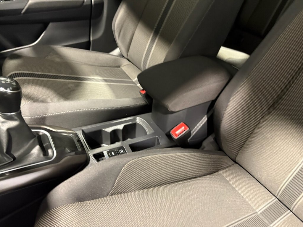 Used Volkswagen T-Roc 2018 for sale - 76356789: Photo 31