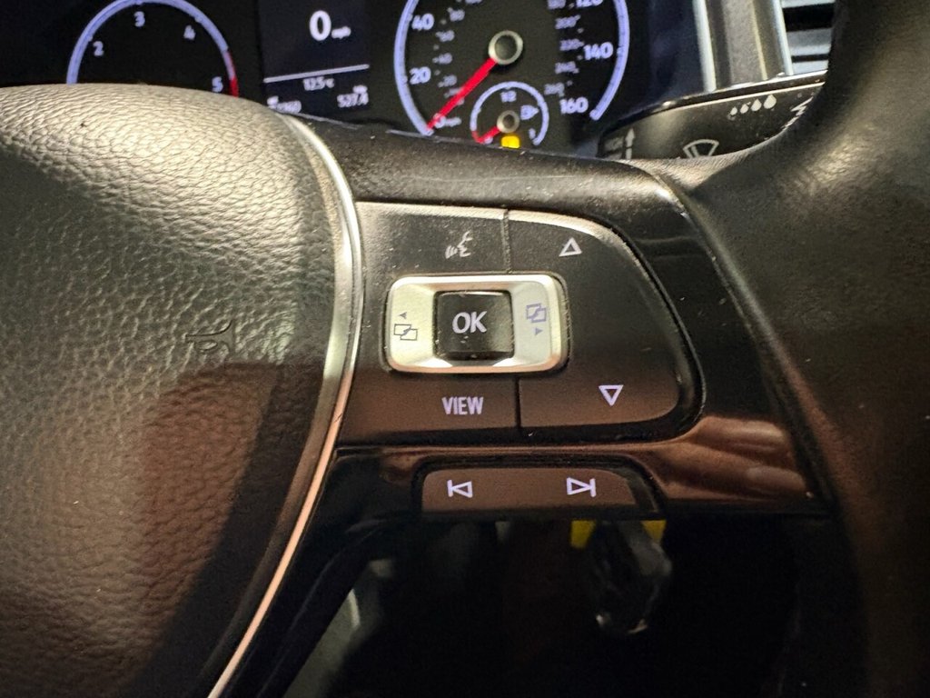 Used Volkswagen T-Roc 2018 for sale - 76356789: Photo 36