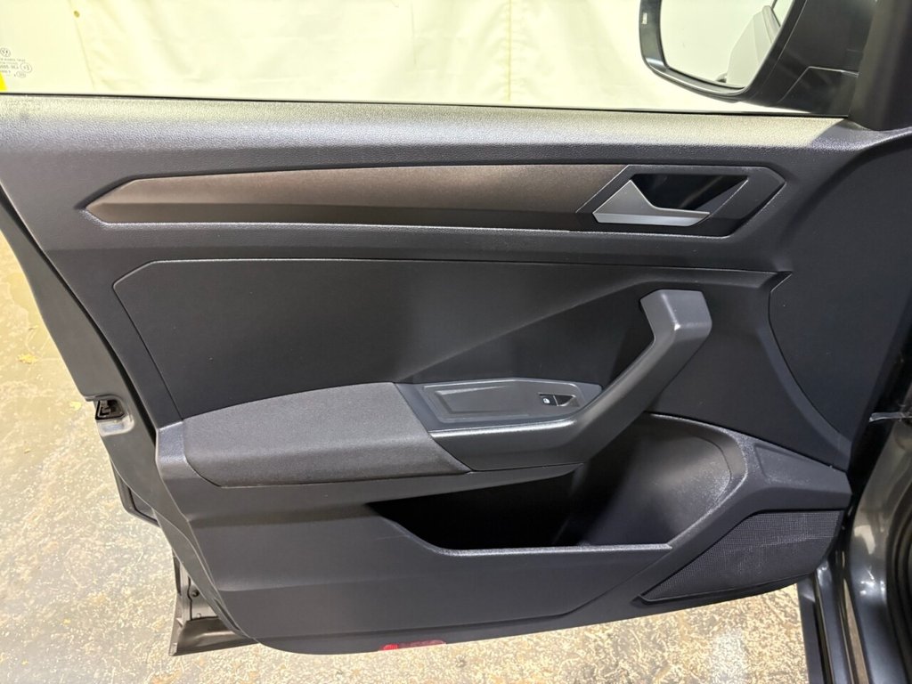 Used Volkswagen T-Roc 2018 for sale - 76356789: Photo 39