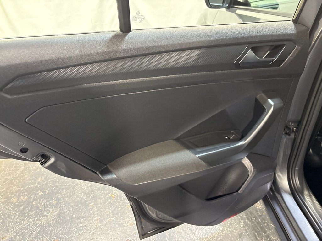 Used Volkswagen T-Roc 2018 for sale - 76356789: Photo 44