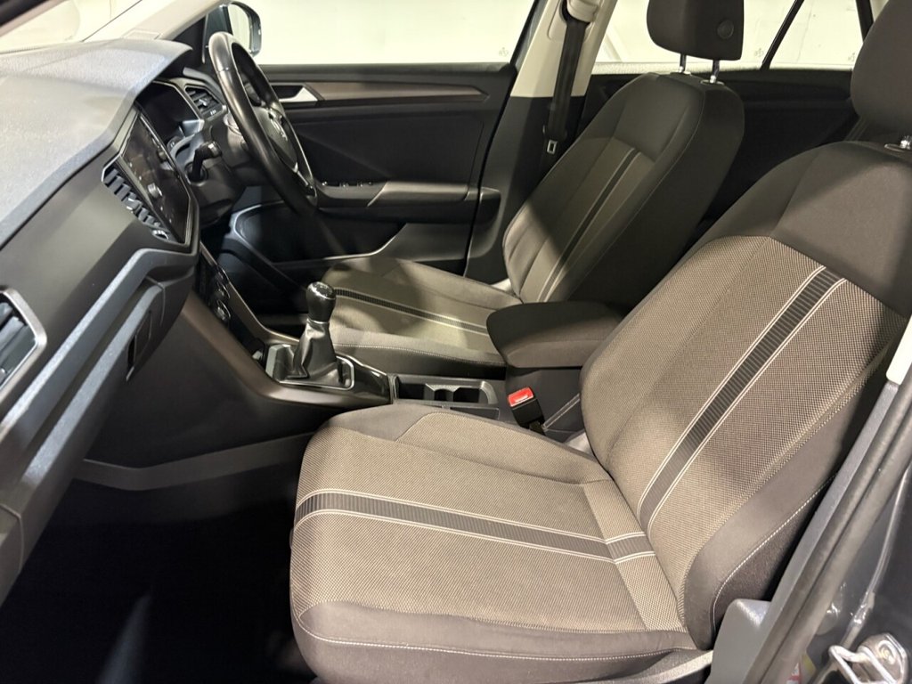 Used Volkswagen T-Roc 2018 for sale - 76356789: Photo 50