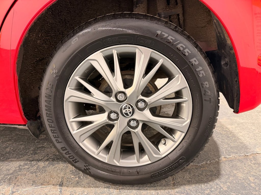 Used Toyota Yaris 2018 for sale - 77007514: Photo 41