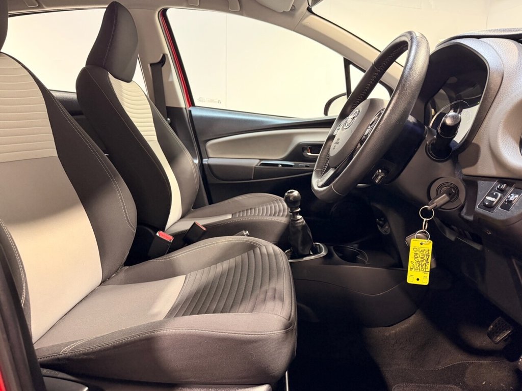 Used Toyota Yaris 2018 for sale - 77007514: Photo 47