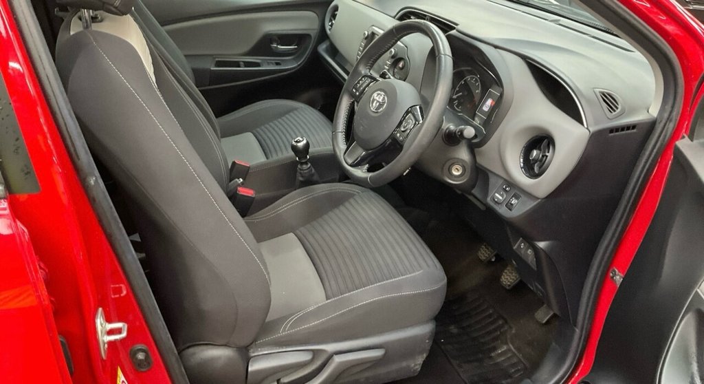 Used Toyota Yaris 2018 for sale - 77007514: Photo 5