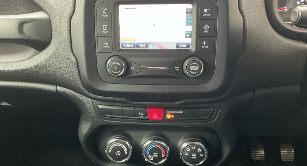 Used Jeep Renegade 2018 for sale - 76368199: Photo 8