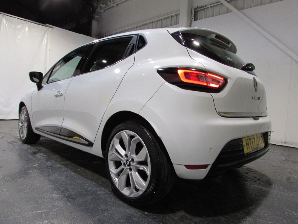 Used Renault Clio 2017 for sale - 76783784: Photo 22