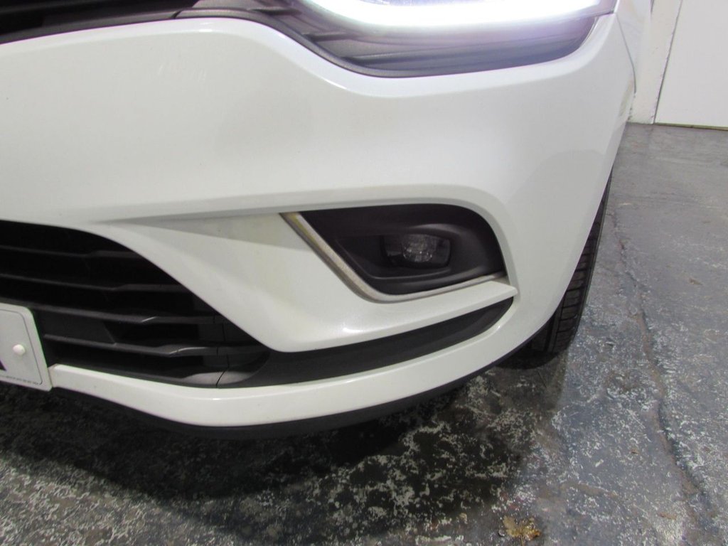 Used Renault Clio 2017 for sale - 76783784: Photo 29