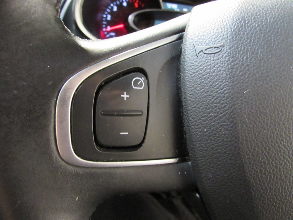 Used Renault Clio 2017 for sale - 76783784: Photo 30