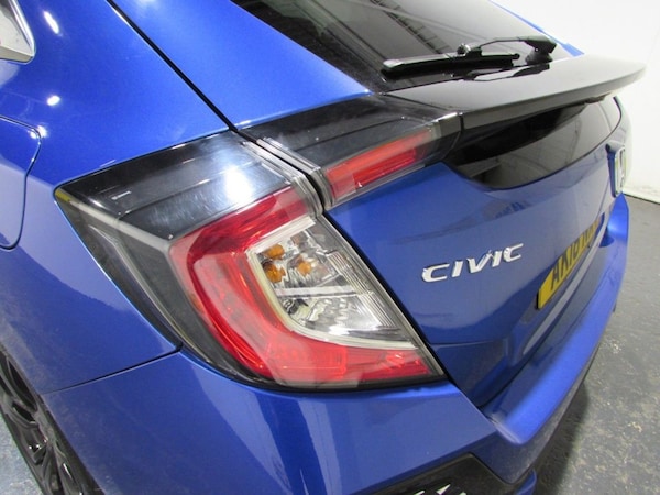 Used Honda Civic 2018 for sale - 76203301: Photo 28