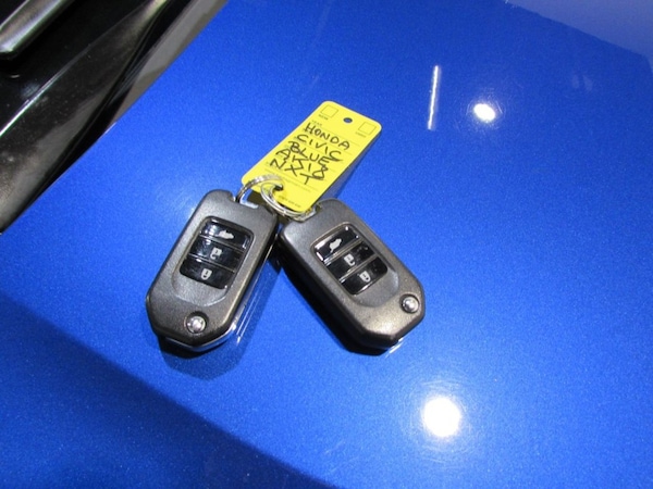 Used Honda Civic 2018 for sale - 76203301: Photo 30