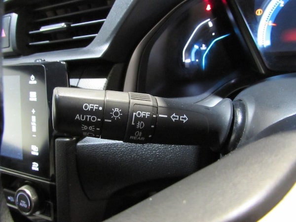 Used Honda Civic 2018 for sale - 76203301: Photo 33