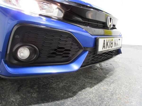 Used Honda Civic 2018 for sale - 76203301: Photo 48