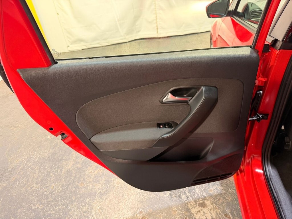 Used Volkswagen Polo 2013 for sale - 77452086: Photo 30