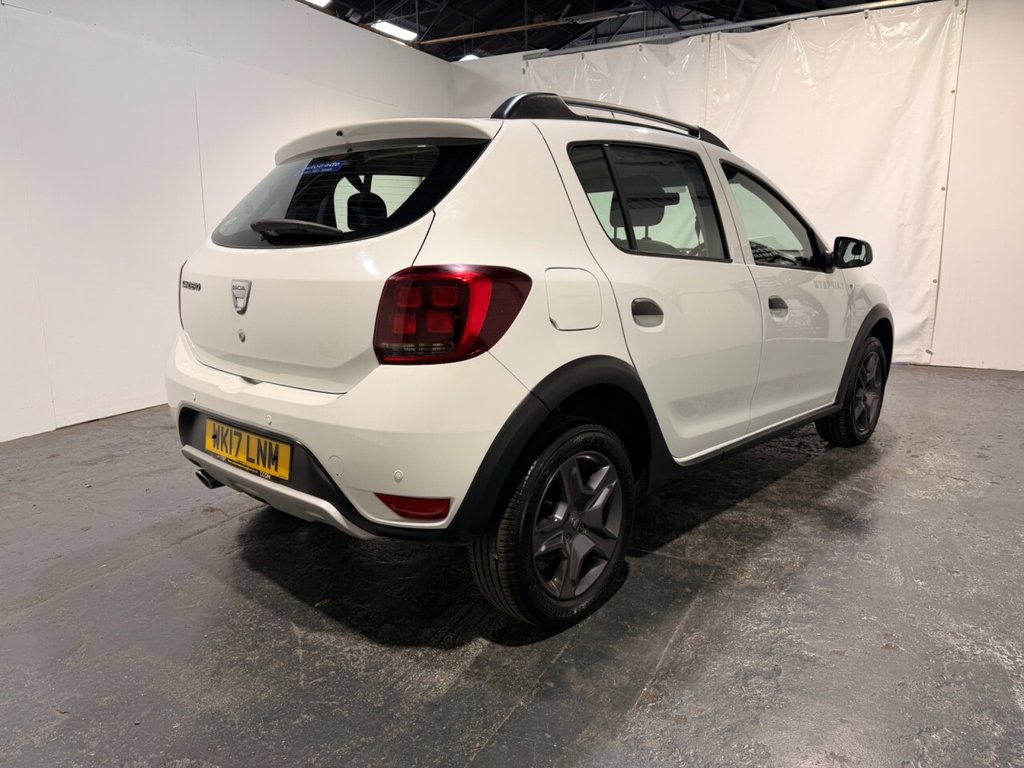 Used Dacia Sandero Stepway 2017 for sale - 76429616: Photo 19