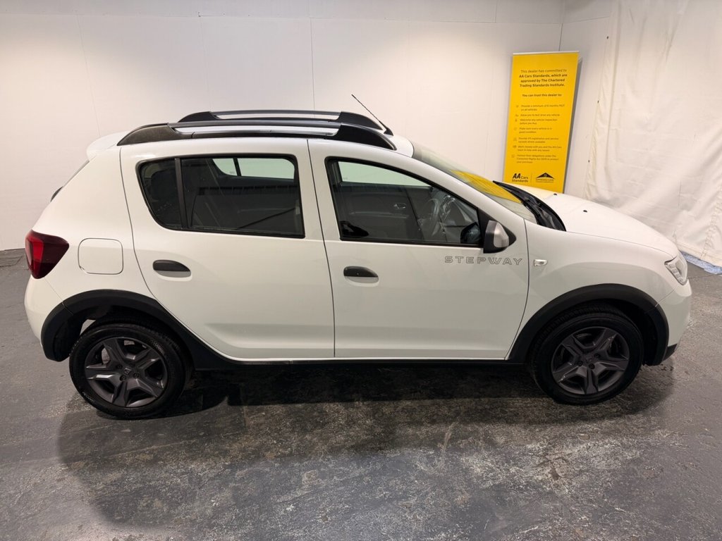 Used Dacia Sandero Stepway 2017 for sale - 76429616: Photo 26