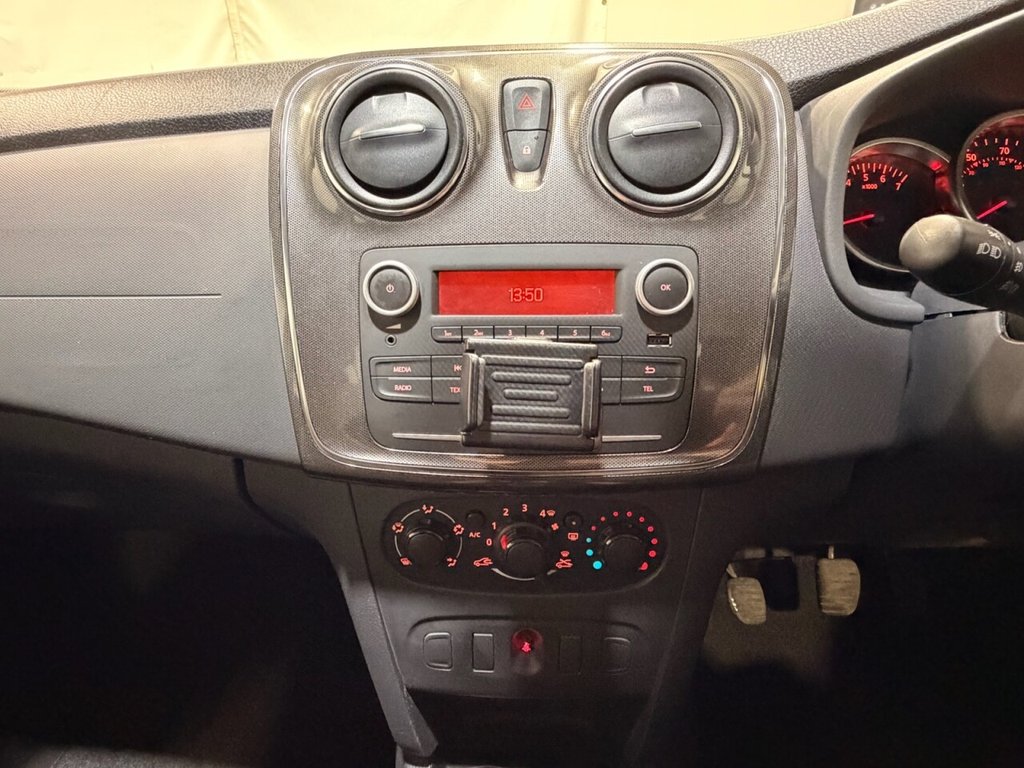 Used Dacia Sandero Stepway 2017 for sale - 76429616: Photo 43