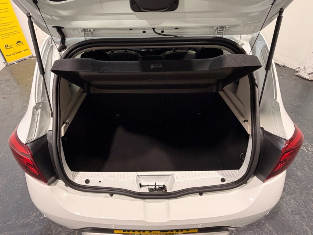 Used Dacia Sandero Stepway 2017 for sale - 76429616: Photo 47