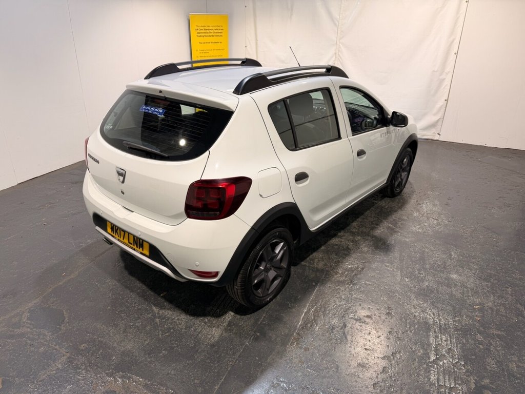 Used Dacia Sandero Stepway 2017 for sale - 76429616: Photo 7