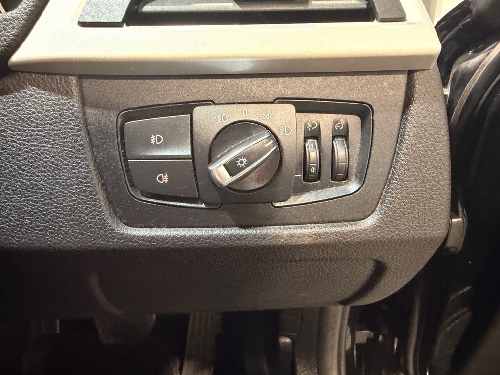 Used BMW 3 Series 2017 for sale - 77655504: Photo 25