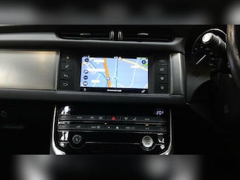 Used Jaguar XF 2016 for sale - 75947870: Photo