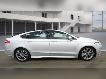 Used Ford Mondeo 2017 for sale - 75952802: Photo