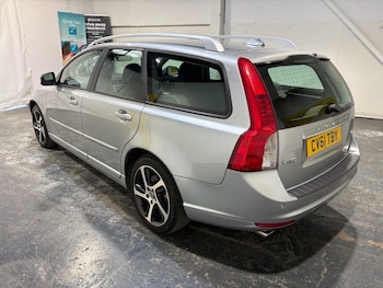 Used Volvo V50 2011 for sale - 78607539: Photo