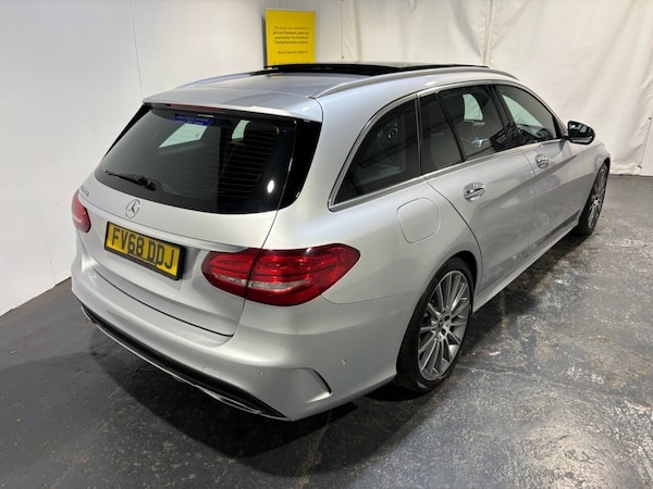 Used Mercedes-Benz C-Class 2018 for sale - 76202895: Photo 31