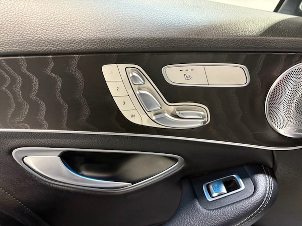 Used Mercedes-Benz C-Class 2018 for sale - 76202895: Photo 44