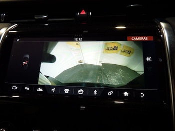 Used Land Rover Discovery Sport 2020 for sale - 79493626: Photo