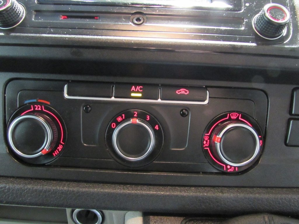 Used Volkswagen Transporter 2019 for sale - 77101096: Photo 16