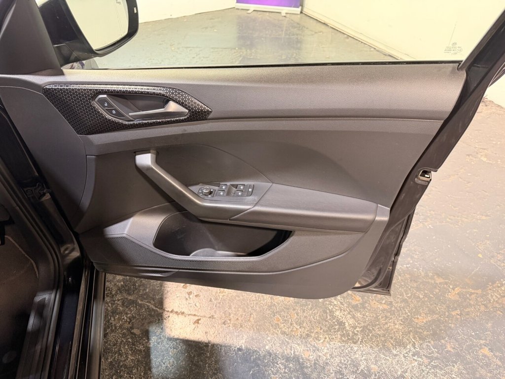 Used Volkswagen T-Cross 2022 for sale - 76368185: Photo 14