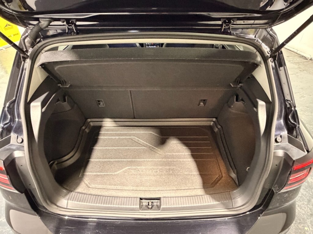 Used Volkswagen T-Cross 2022 for sale - 76368185: Photo 20