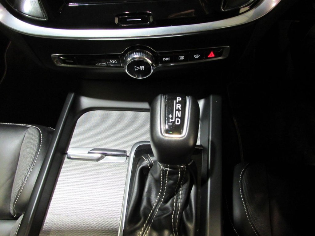 Used Volvo V60 2020 for sale - 77101078: Photo 35