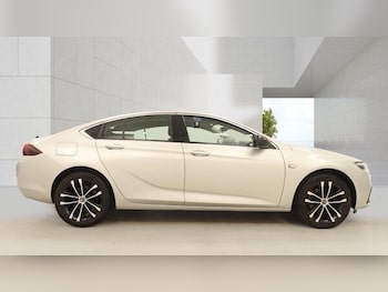 Used Vauxhall Insignia 2022 for sale - 79334475: Photo
