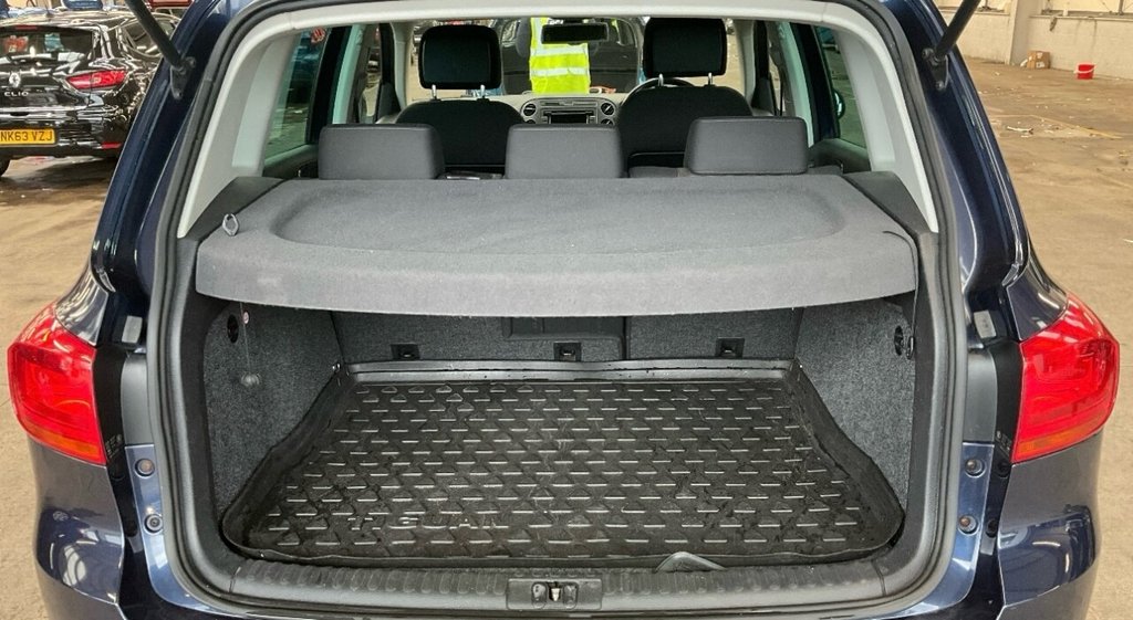 Used Volkswagen Tiguan 2012 for sale - 76617810: Photo 12