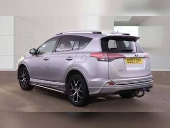 Used Toyota RAV4 2017 for sale - 78557272: Photo