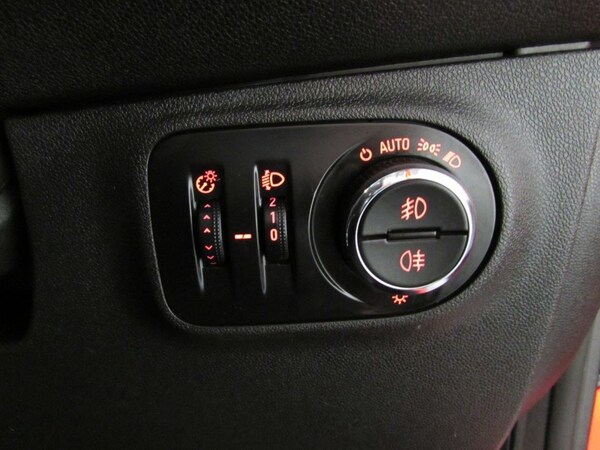 Used Vauxhall Corsa 2015 for sale - 76092803: Photo 44