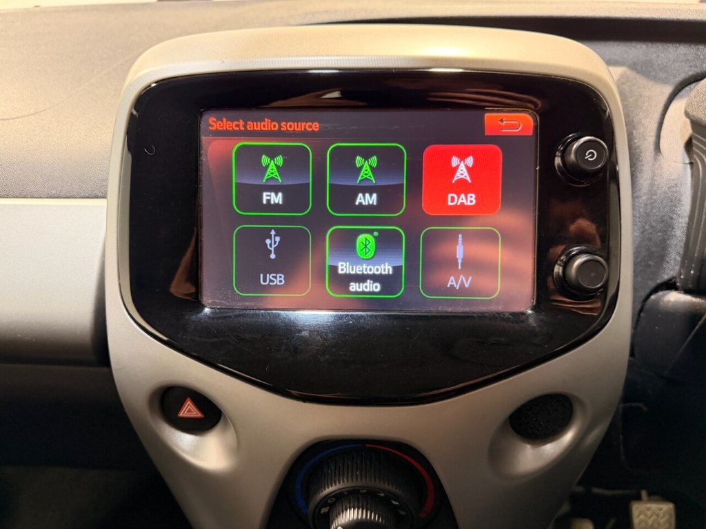 Used Peugeot 108 2014 for sale - 76291723: Photo 48