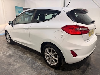 Used Ford Fiesta 2018 for sale - 77920048: Photo